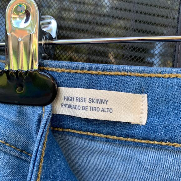 Women/Teens Skinny High-Rise Skinny Jeans Size 2 Long- Universal Thread NWT - Picture 4 of 7